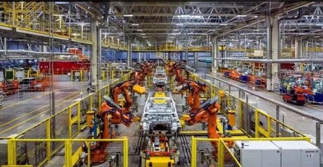 30萬預算購車新選擇 為何放棄BBA，智能座艙體驗更受青睞